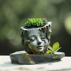 Closed Eye Lady Face Resin Planter Simulated Bark Sculpture Flower Pot, Waterproof Polyresin Succulent Pot for Garden Patio Home Decor, Unique Artistic Ornament Gift for Plant Lovers