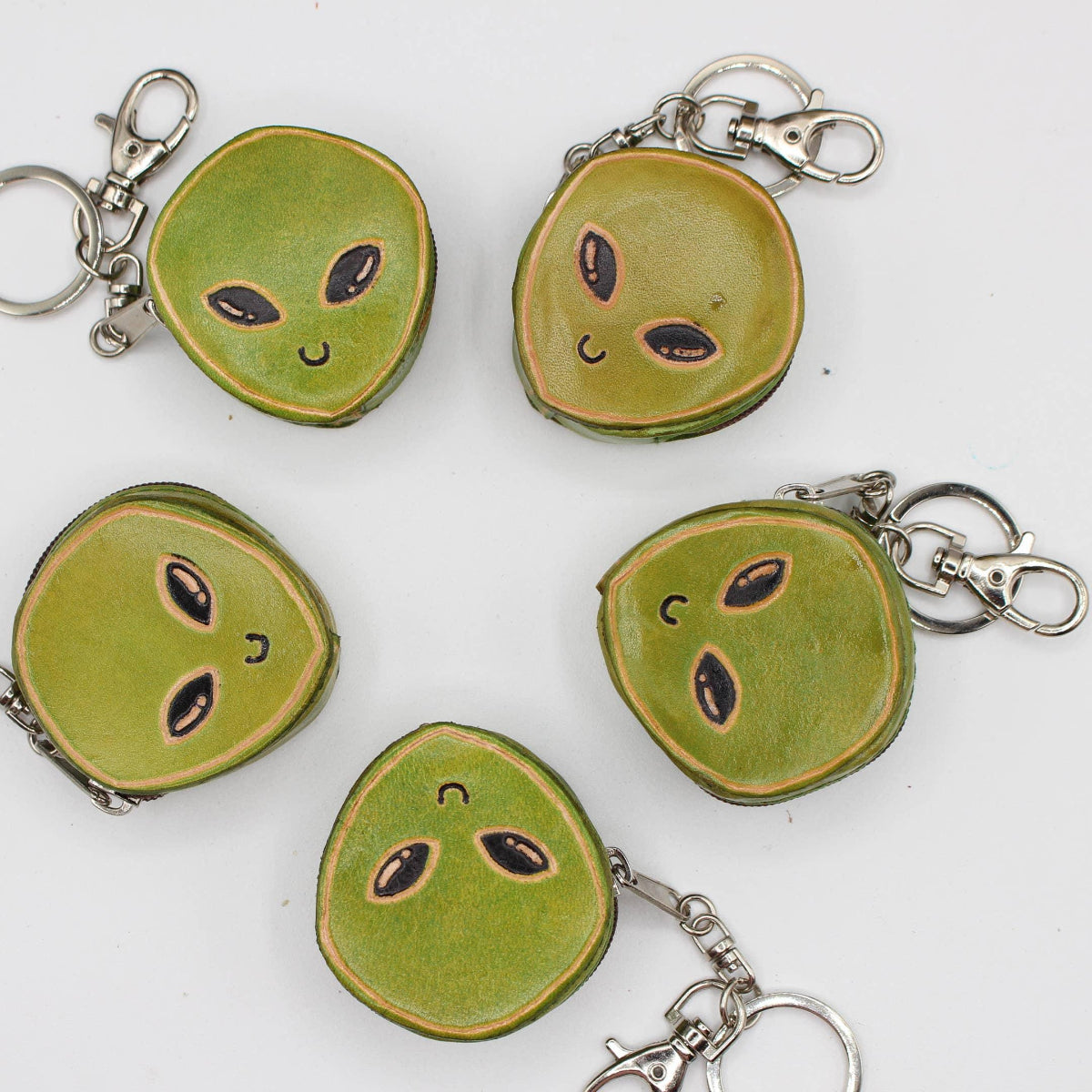 Green Genuine Handmade Leather Alien Keychain  / Key Ring / Small Pendant / Car Key Pendant, Festival Gift, alien  tiny purse